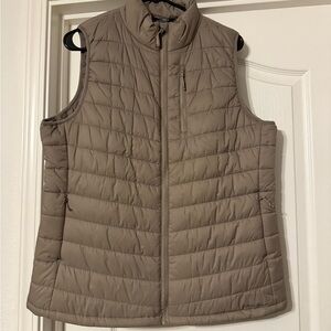 Eddie Bauer Women's Quilted Puffer Vest - Tan